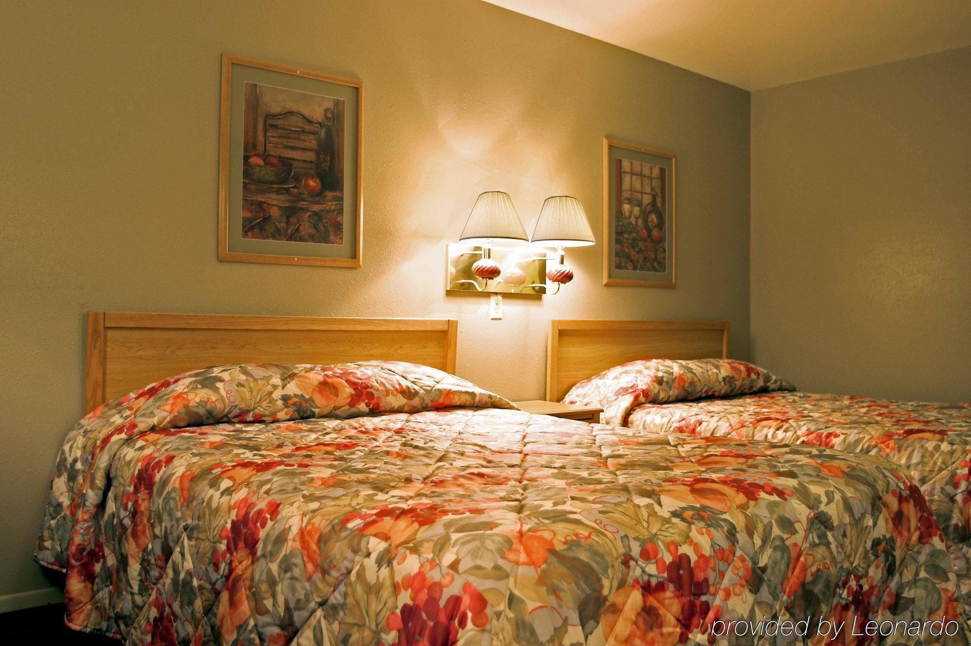 American Inn Colby Room photo