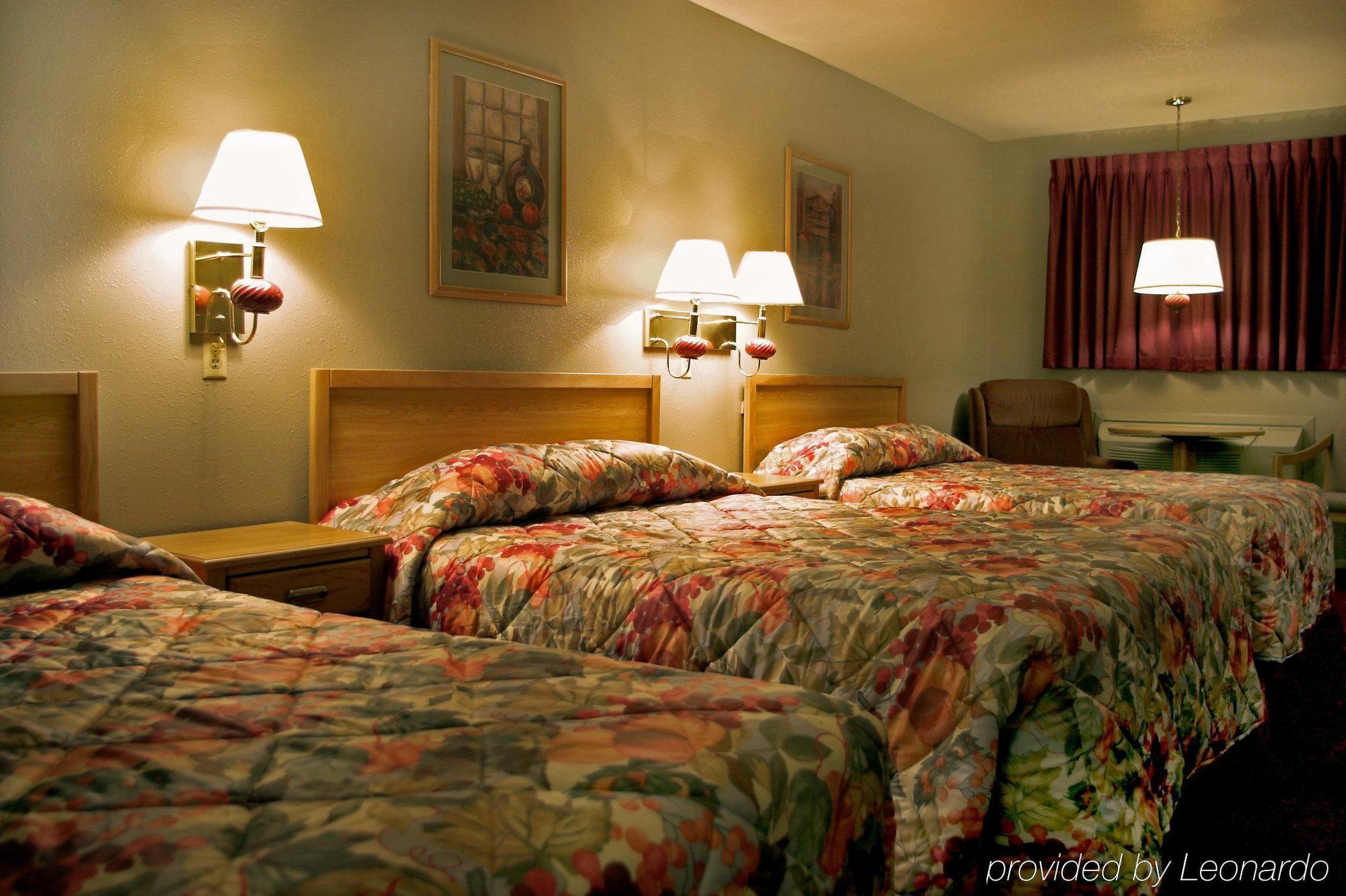 American Inn Colby Room photo